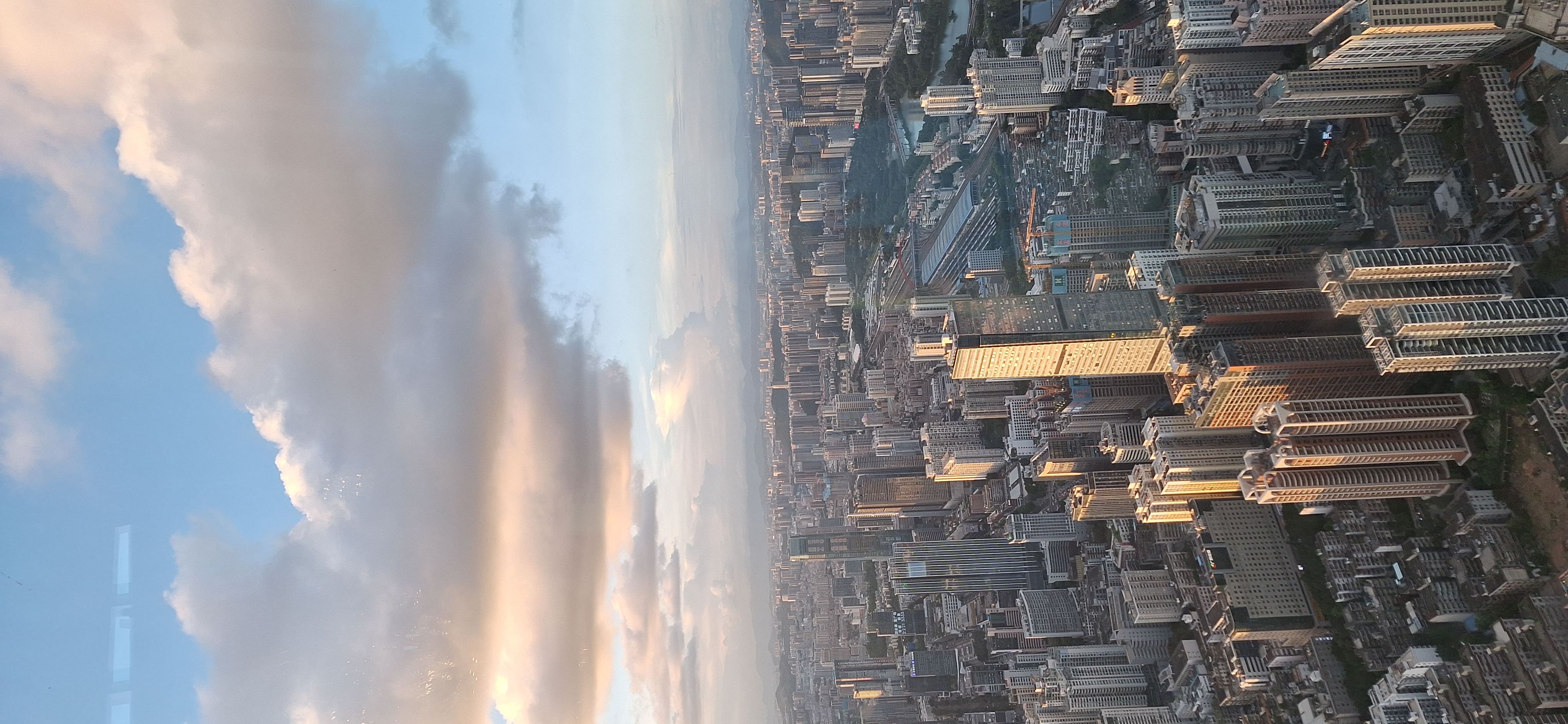 Flying Into Shenzhen